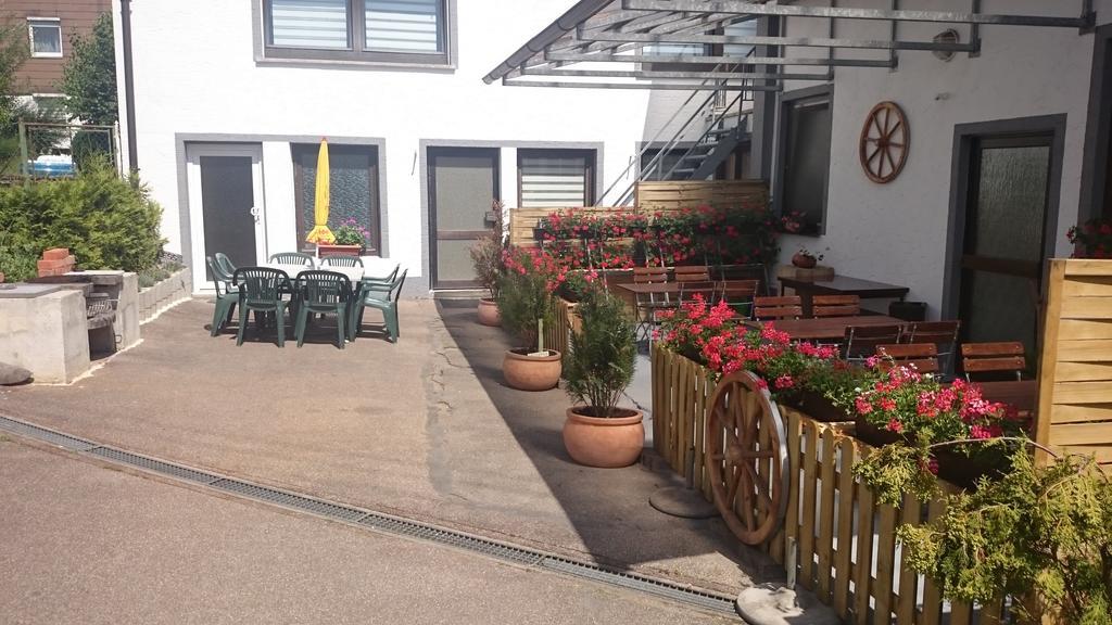 Hotel Kreuz Schwäbisch Gmünd Exterior foto